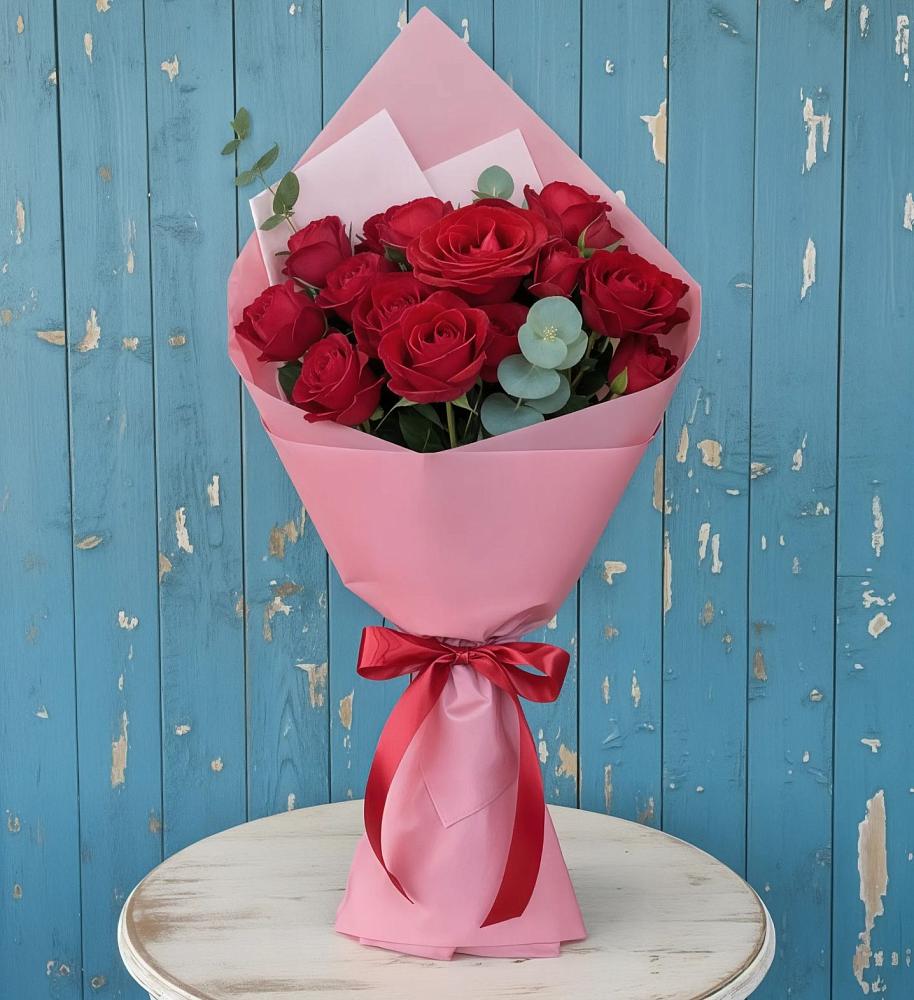 Букет цветов из: Розы в Новоуткинске