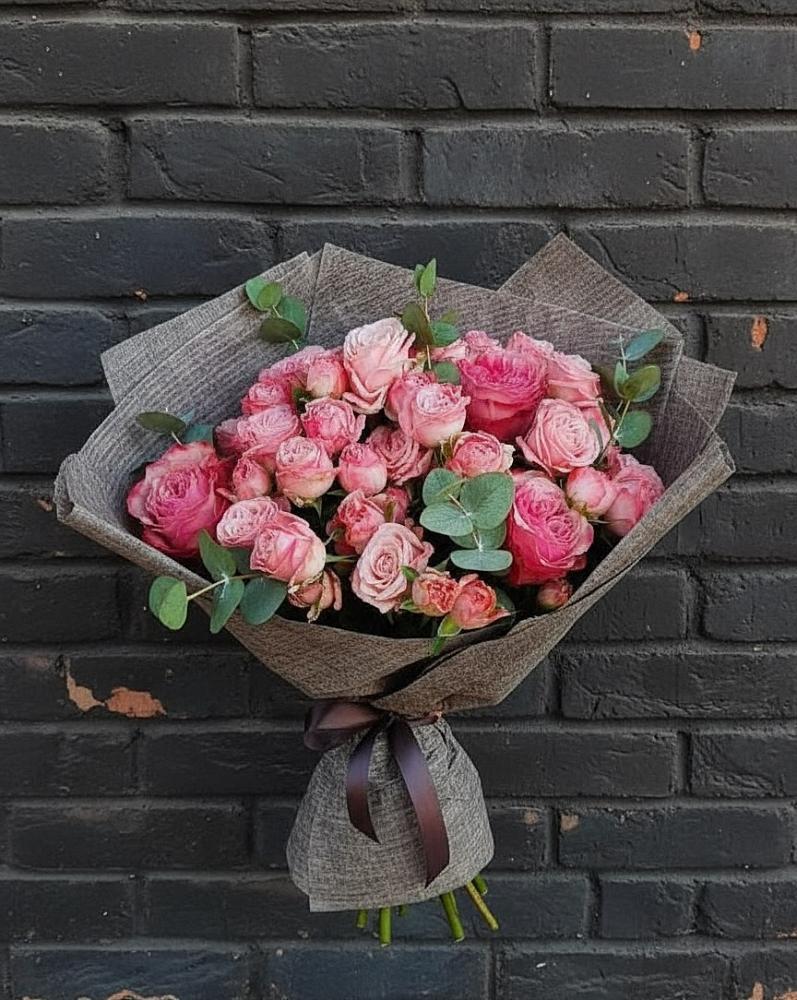 Букет цветов из: Розы в Новоуткинске