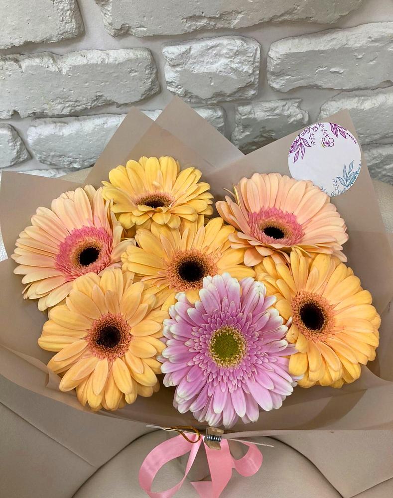 Букет цветов из: Герберы в Новоуткинске