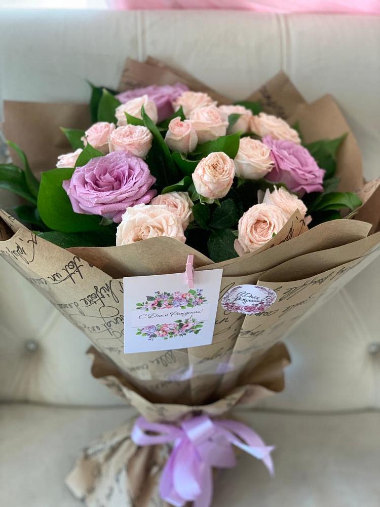 Букет цветов из: Розы в Новоуткинске