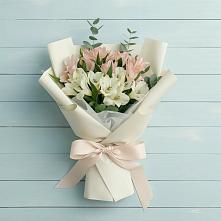 Букет цветов из:  Альстромерии #REPLACE_PRED# Новоуткинске