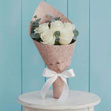 Букет цветов из:  Розы в Новоуткинске