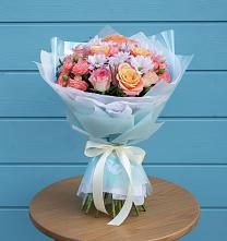 Букет цветов из:  Хризантемы и Розы в Новоуткинске