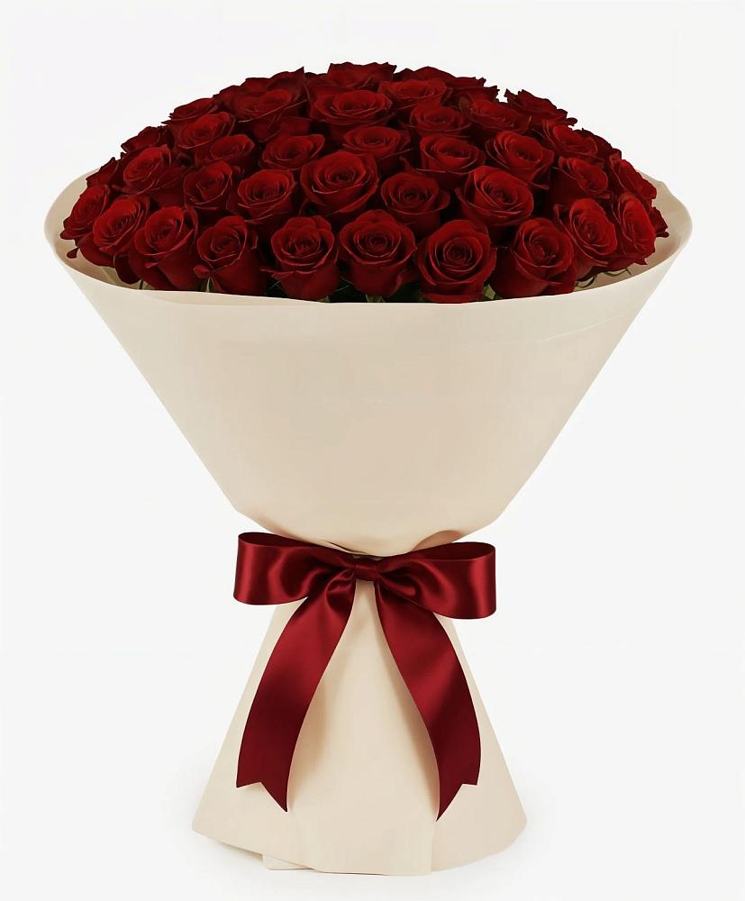 Букет 101 Бордовая роза Блэк Бакарра в Новоуткинске