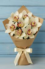 Букет цветов из:  Орхидеи и Розы в Новоуткинске